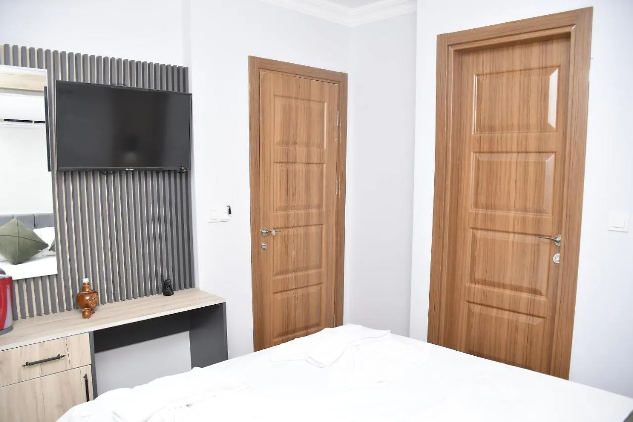 Hotel Arinna Стамбул 4*,  Турция